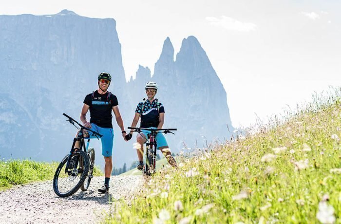 Wandern rund um Kastelruth & Mounatainbike über die Seiser Alm